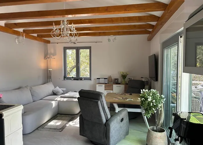 Lemon * Seget Vranjica