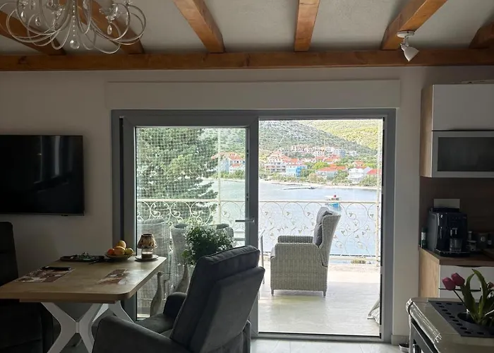 Lemon Apartman Seget Vranjica